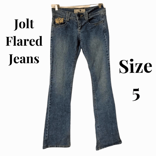 Jolt flared jeans on a gray background with text indicating size 5.