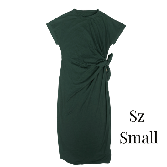 Green dress with a knot detail on a transparent background